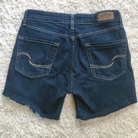 Levi's cutoffs size 4 - Picture 5 of 6